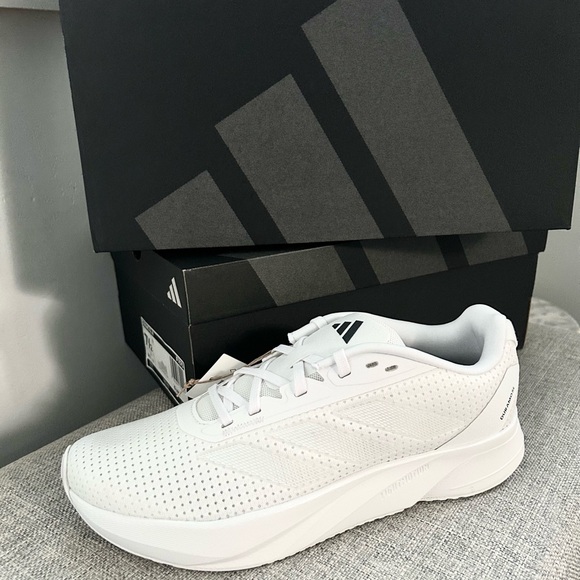 adidas Shoes - NIB Adidas Women's Running DURAMO SL SHOES